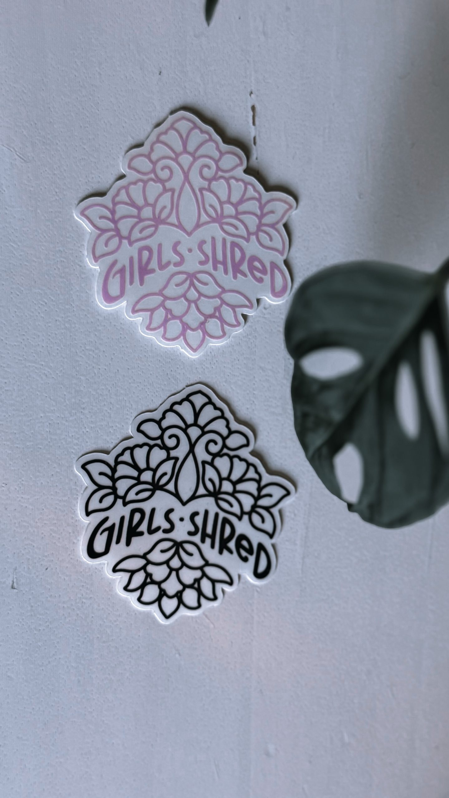 Girls Shred Sticker schwarz – Bild 3