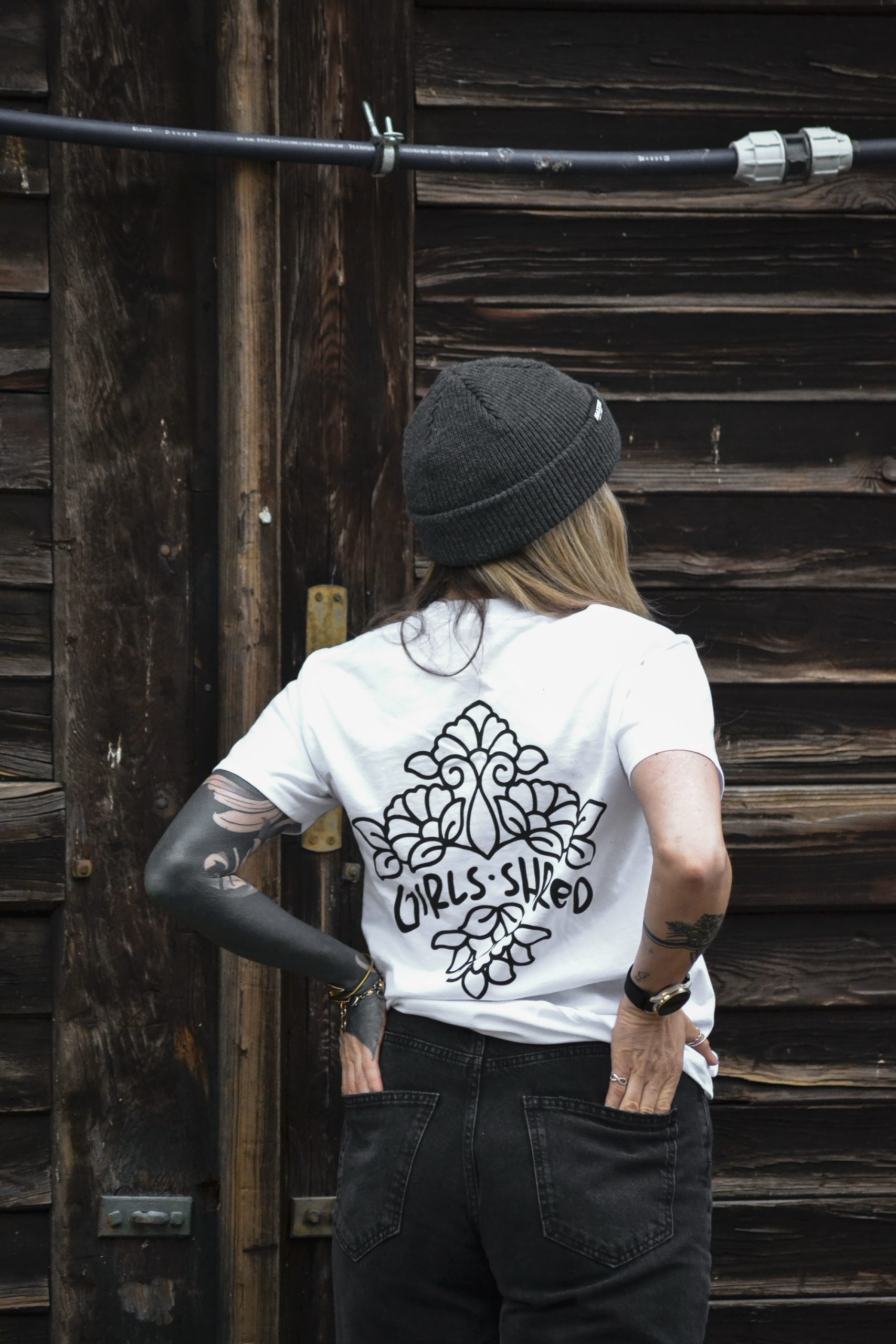 Girls Shred T-Shirt weiß - Desing by Jannaluna.Tattoo – Bild 3