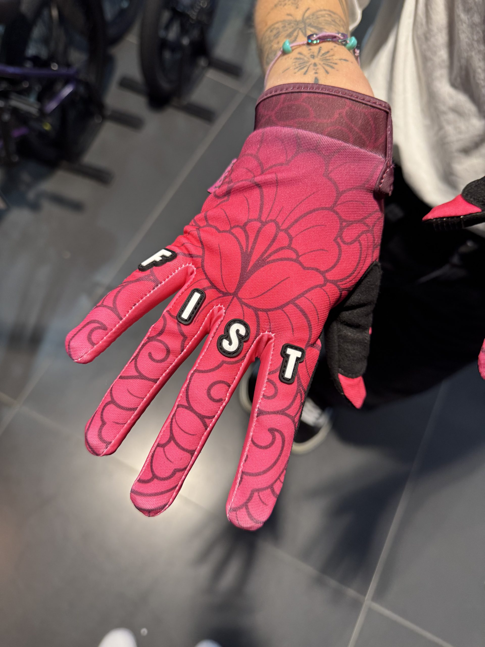 Handschuhe – FIST - Design by Jannaluna.Tattoo & Girls Shred (XS) Signatur Gloves Limited Edition